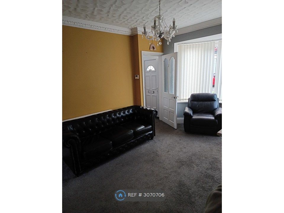 Property photo 2 of 12 Living Room