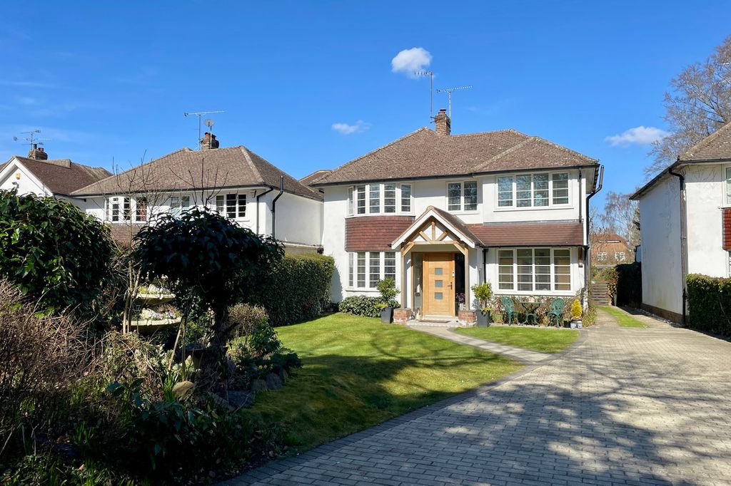 Property photo 1 of 27
