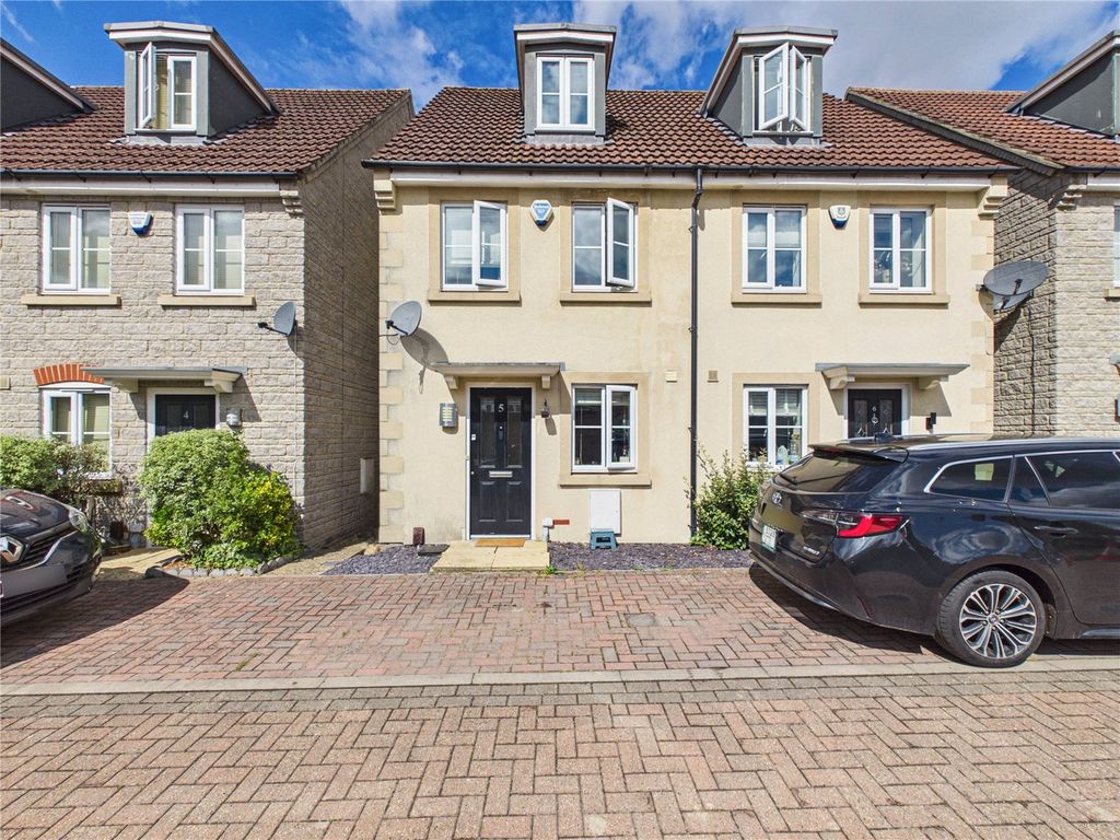Property photo 1 of 16 Picture No. 03