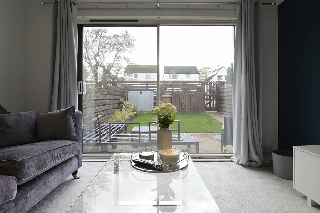 Property photo 3 of 23