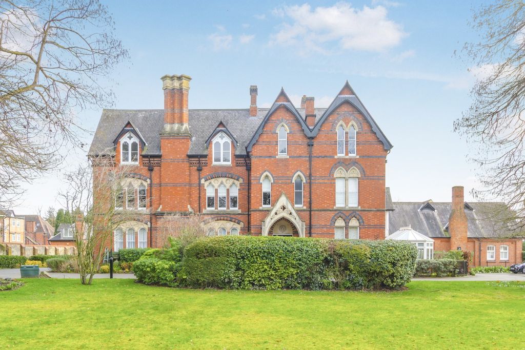 Property photo 2 of 19 Image 2