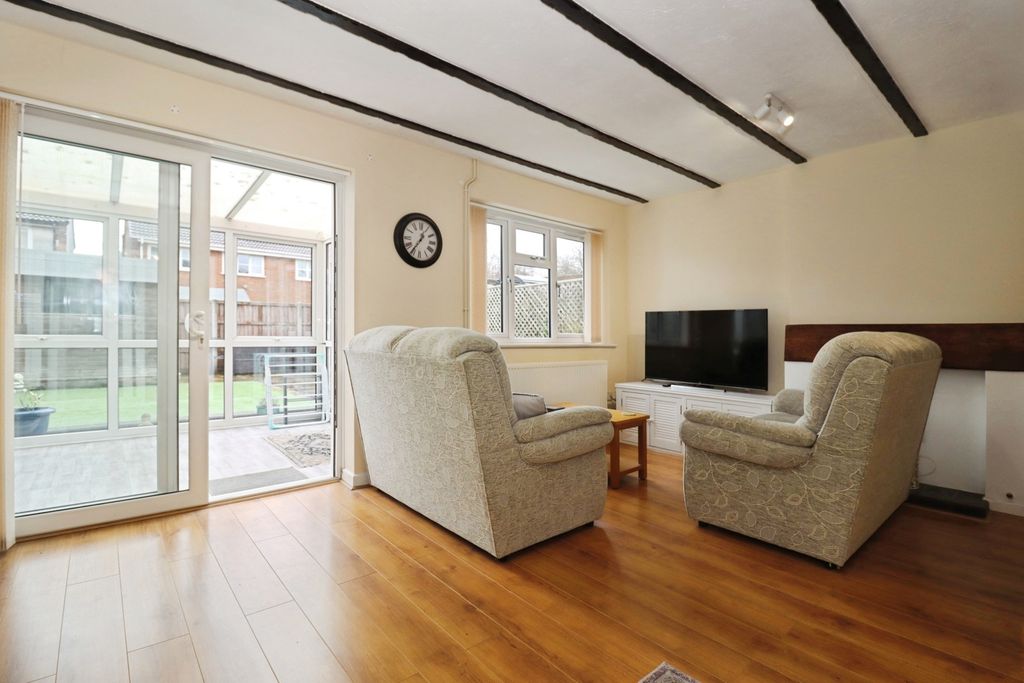 Property photo 2 of 14 Pbox-Img.Jpg