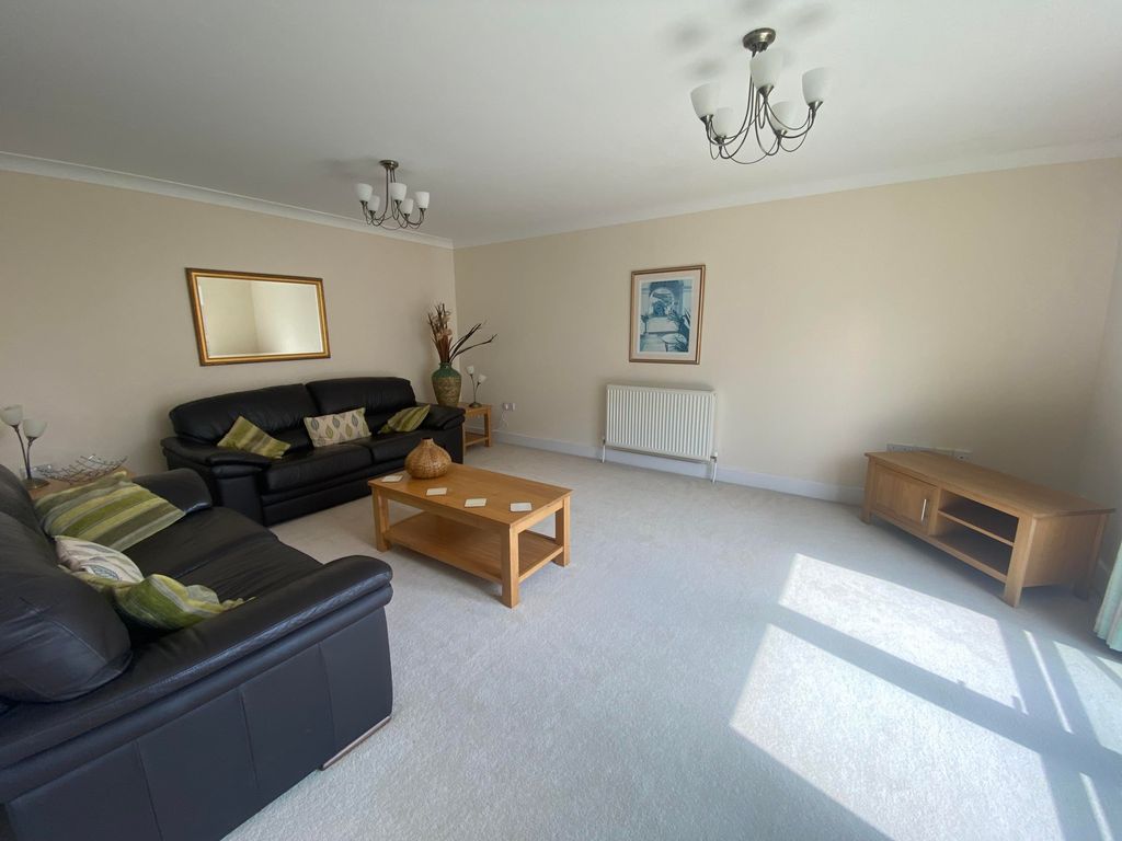 Property photo 2 of 10 Image