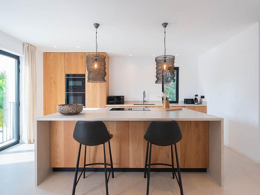 Property photo 3 of 39