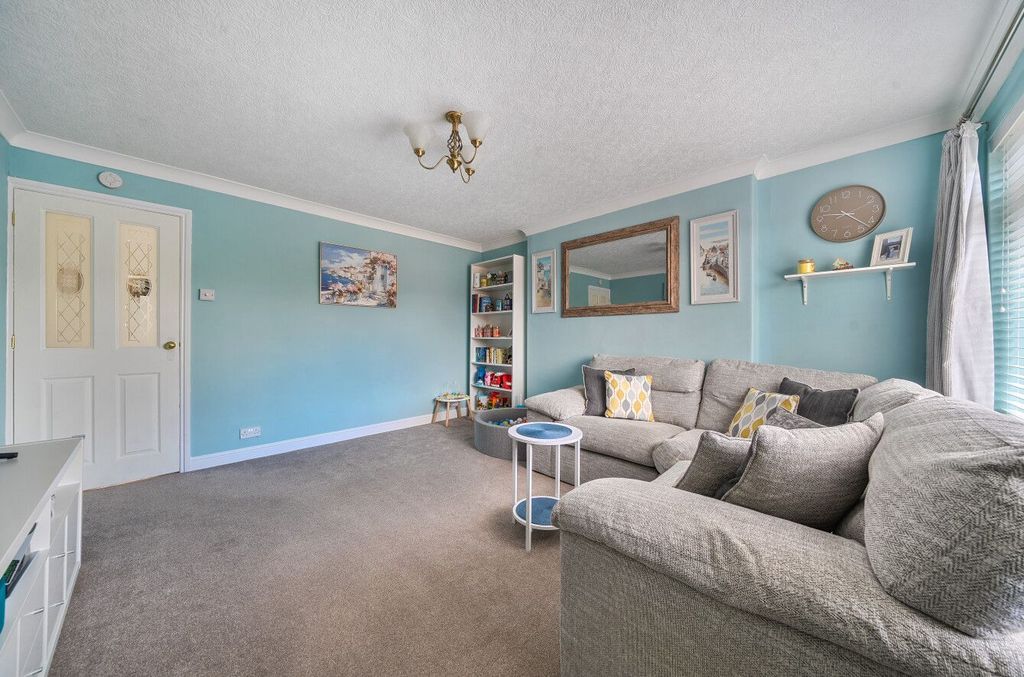 Property photo 3 of 15