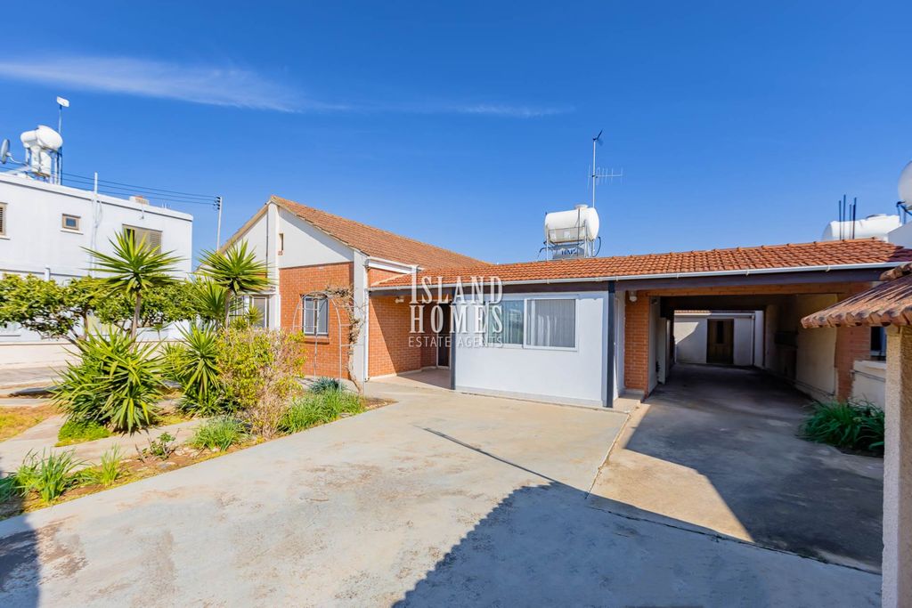Property photo 1 of 31