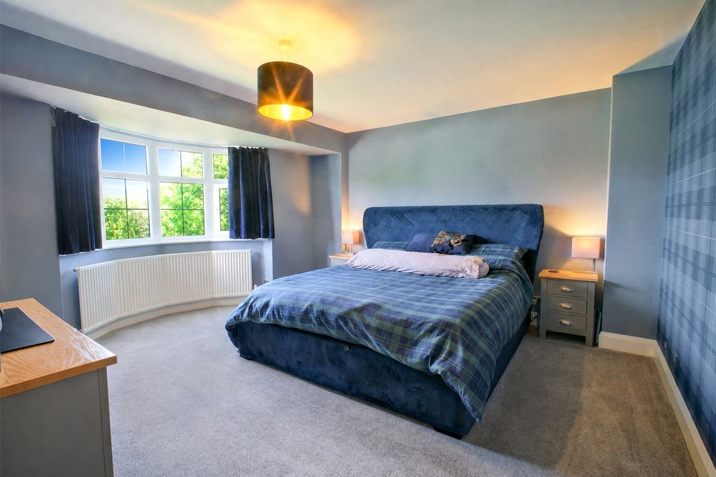 Additional image 6 of 7 bed detached house for saleMiddleton Road, Bideford, Devon EX39