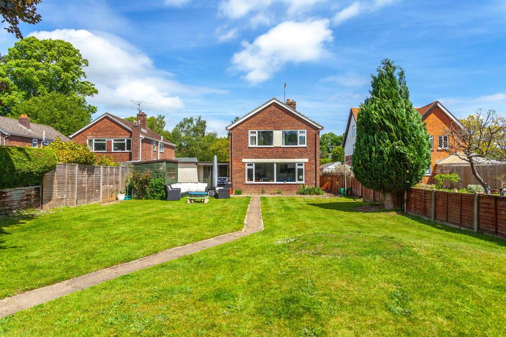 Property photo 1 of 24
