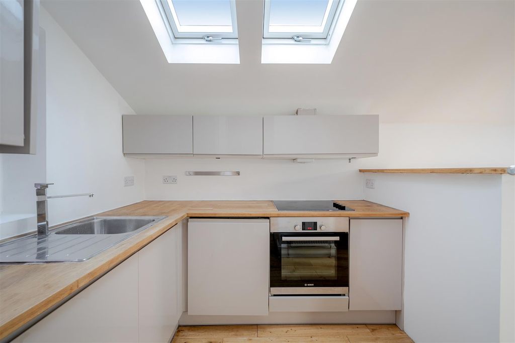 Property photo 2 of 15 15062772 (16).Jpg