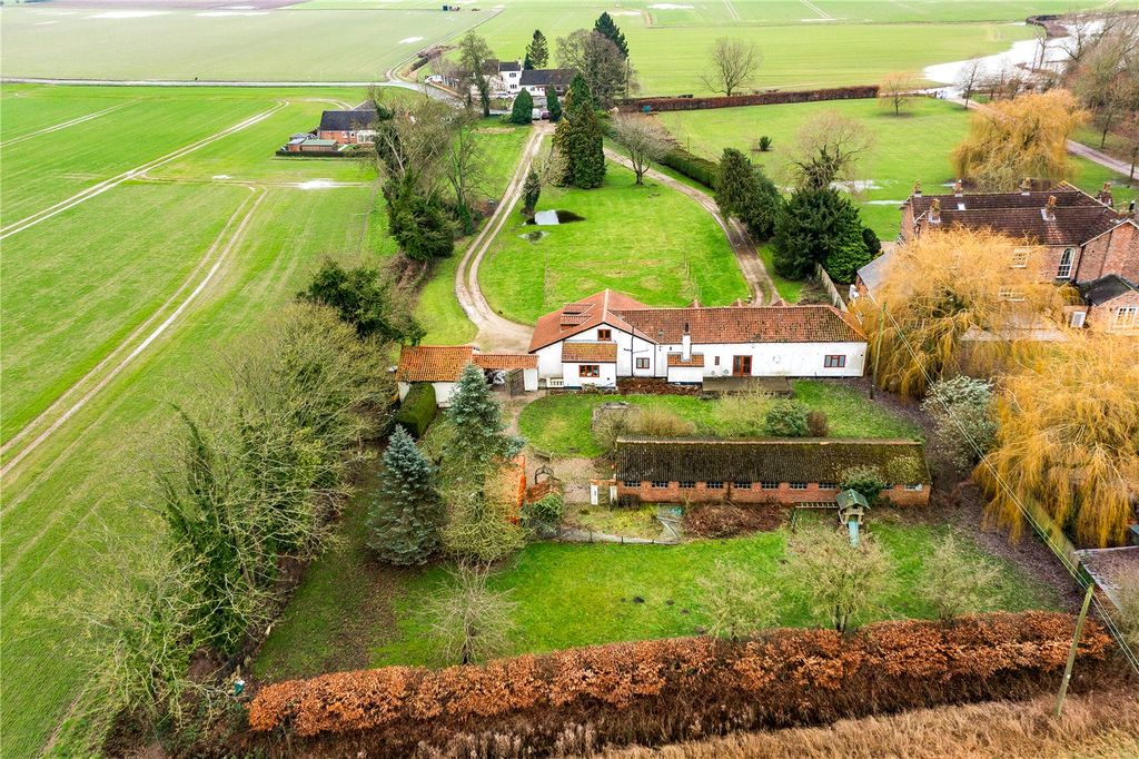 Property photo 1 of 20 Picture No. 03