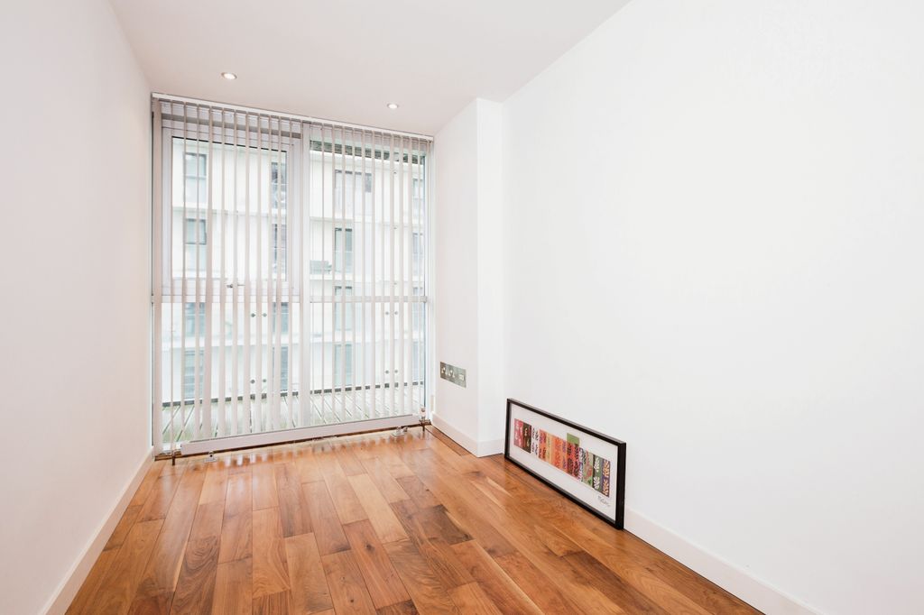 Property photo 3 of 16 Photography