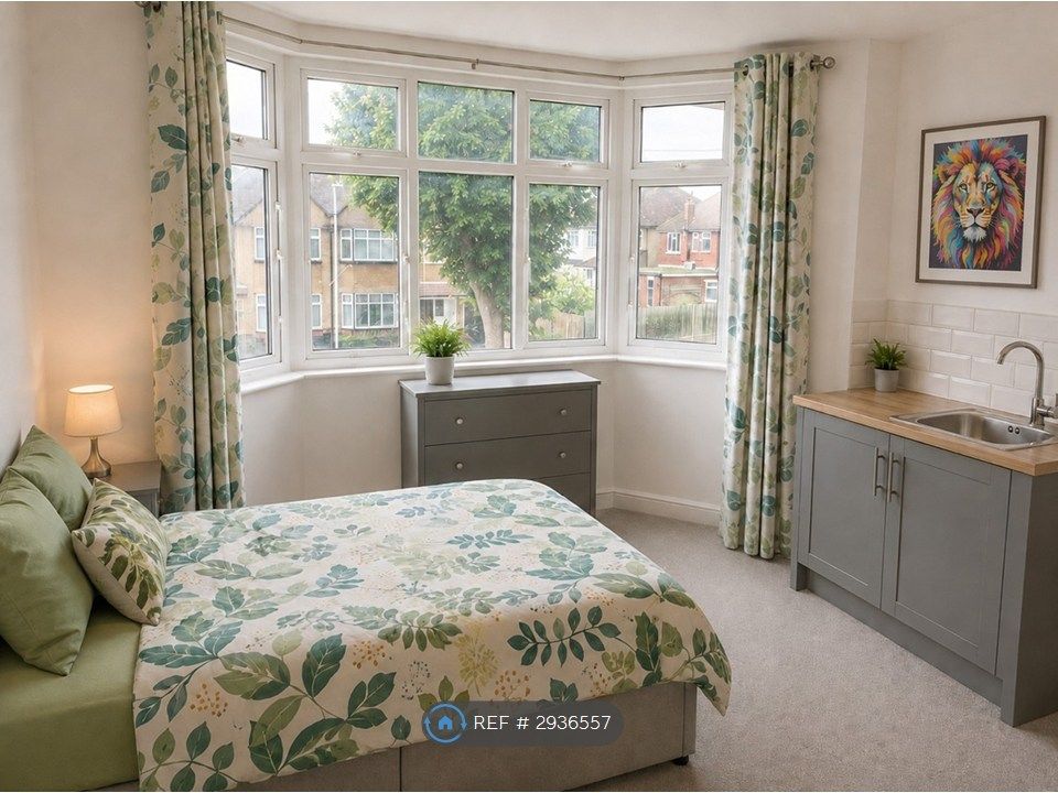 Property photo 1 of 11 Studio 6