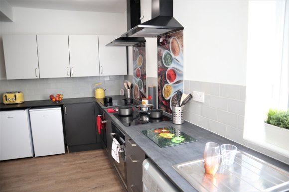 Property photo 2 of 6 8071576.Jpg