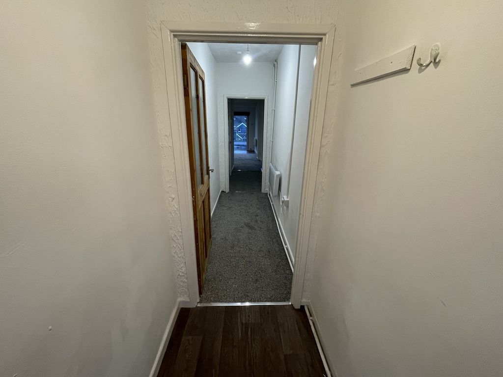 Property photo 2 of 7 Not Specified