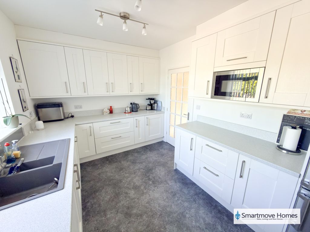 Property photo 3 of 22