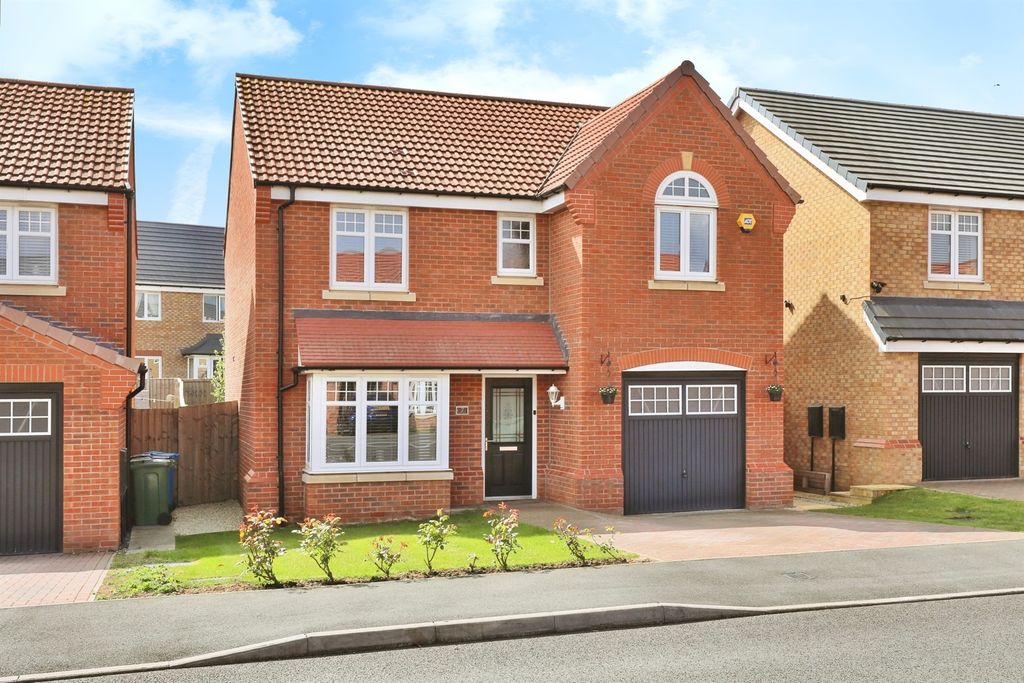Property photo 1 of 17