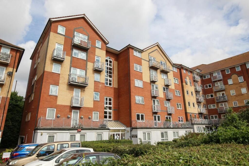 Property photo 2 of 10