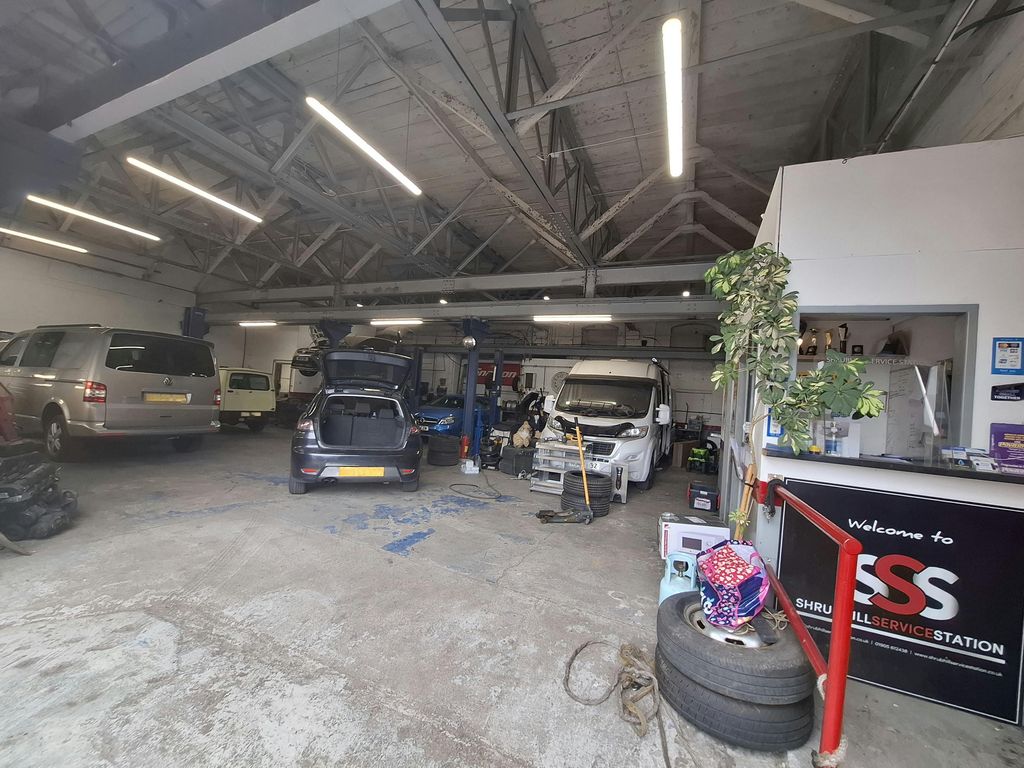 Property photo 2 of 2 Internal Blurred.Jpg