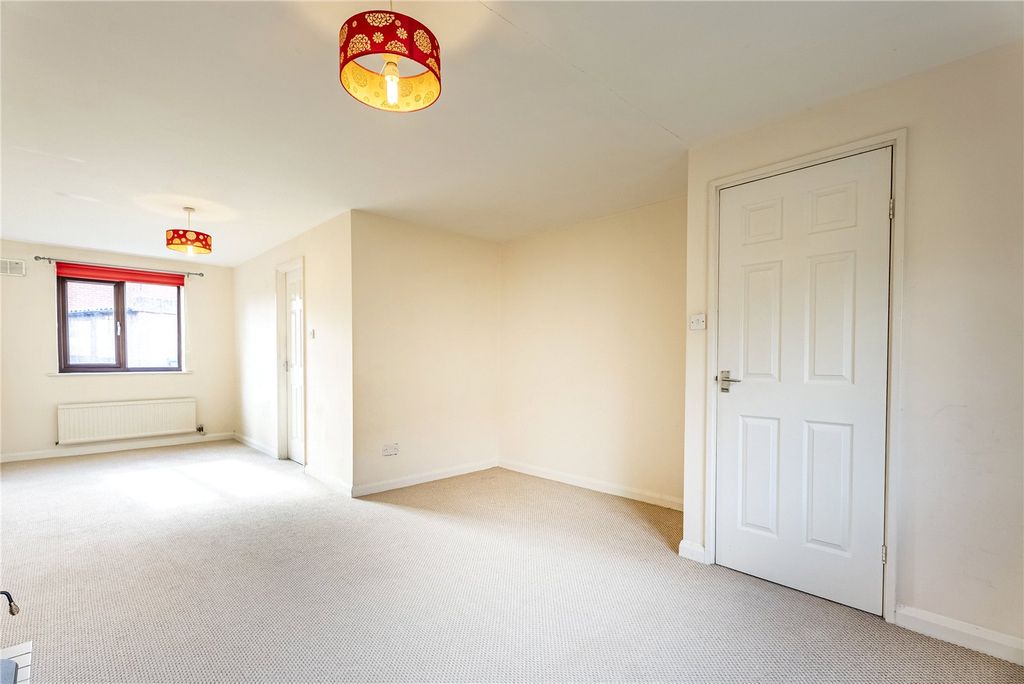 Property photo 3 of 16 Picture No. 03