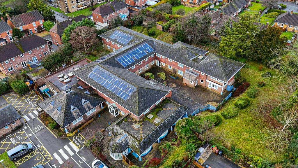 Property photo 1 of 3 1-69721A431343E-1399899-Jpg-1.Jpg