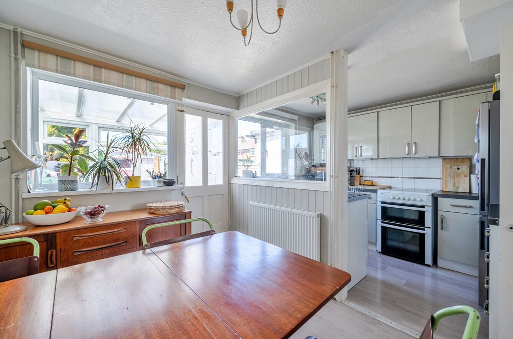 Property photo 3 of 12 1441166-24-69Dcd5...