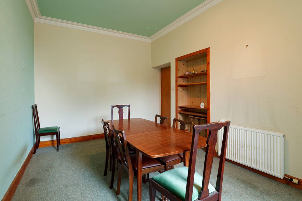 Property photo 3 of 24