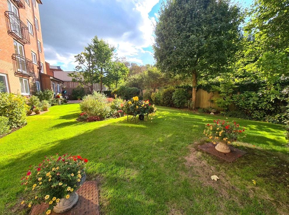 Property photo 2 of 14 Picture No. 19