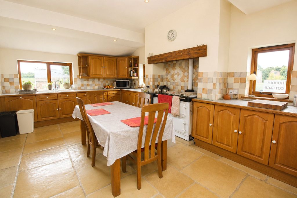 Property photo 3 of 14 Picture No. 25