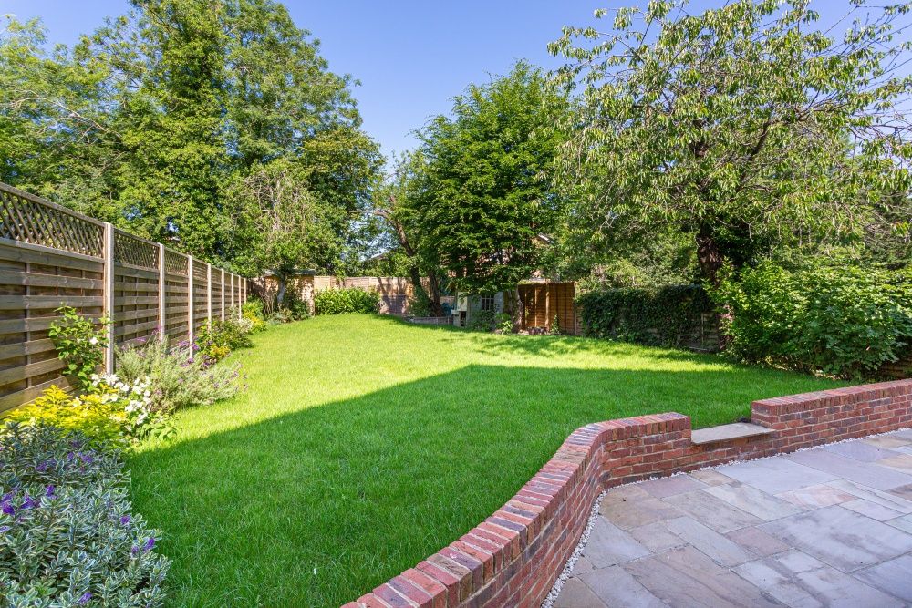 Property photo 2 of 11