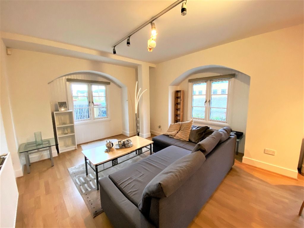 Property photo 2 of 10 Photo 2