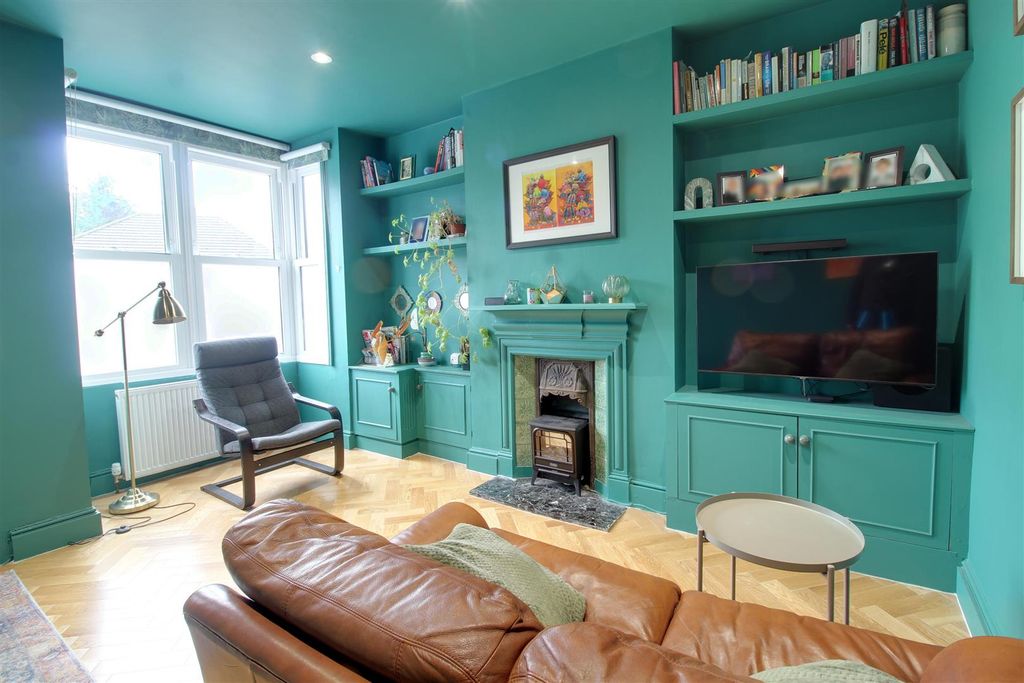 Property photo 2 of 17 Img_3124-Img_3126.Jpg