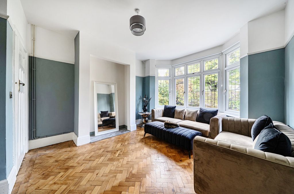 Property photo 3 of 25 1514122-9-6Aac04c...