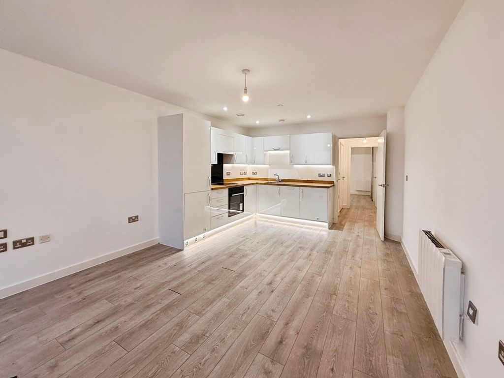 Property photo 3 of 6 Image