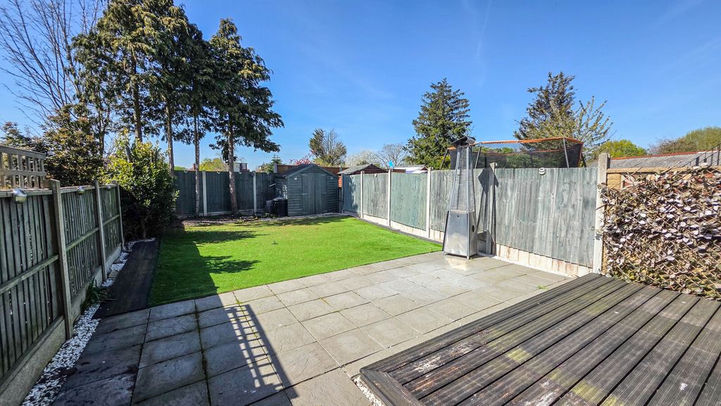 Property photo 2 of 16 Picture No. 04