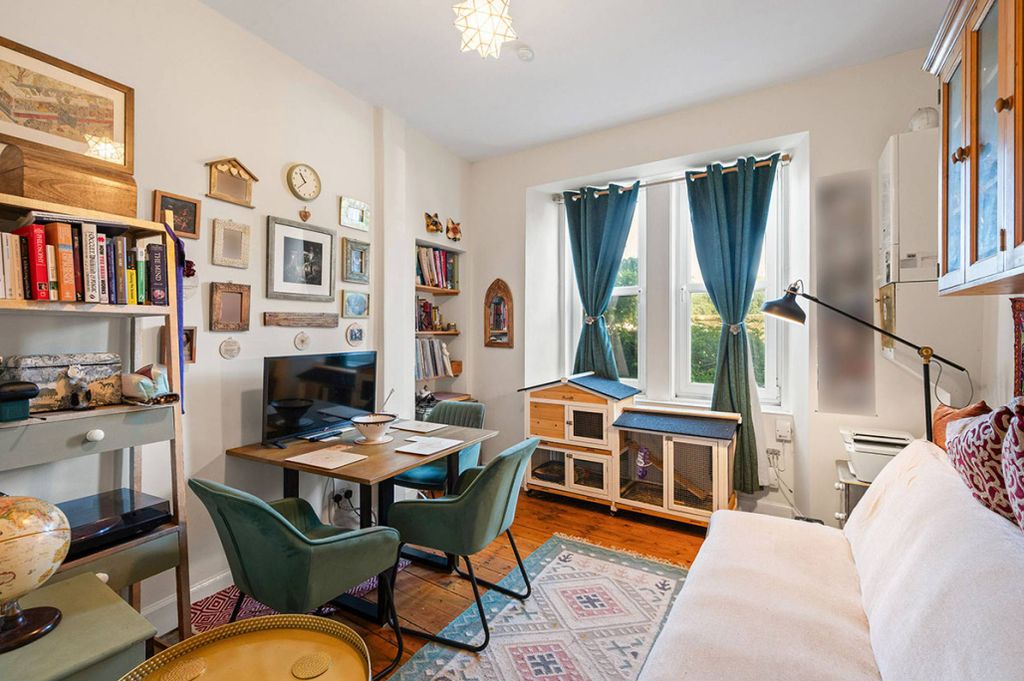 Property photo 2 of 15