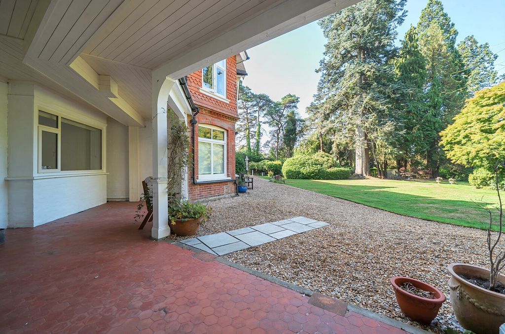 Property photo 3 of 25 1334632-12-689B07...