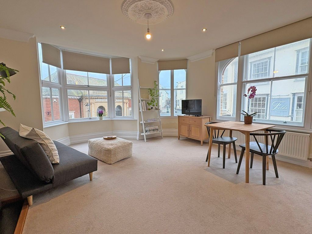 Property photo 2 of 7 Photo 1