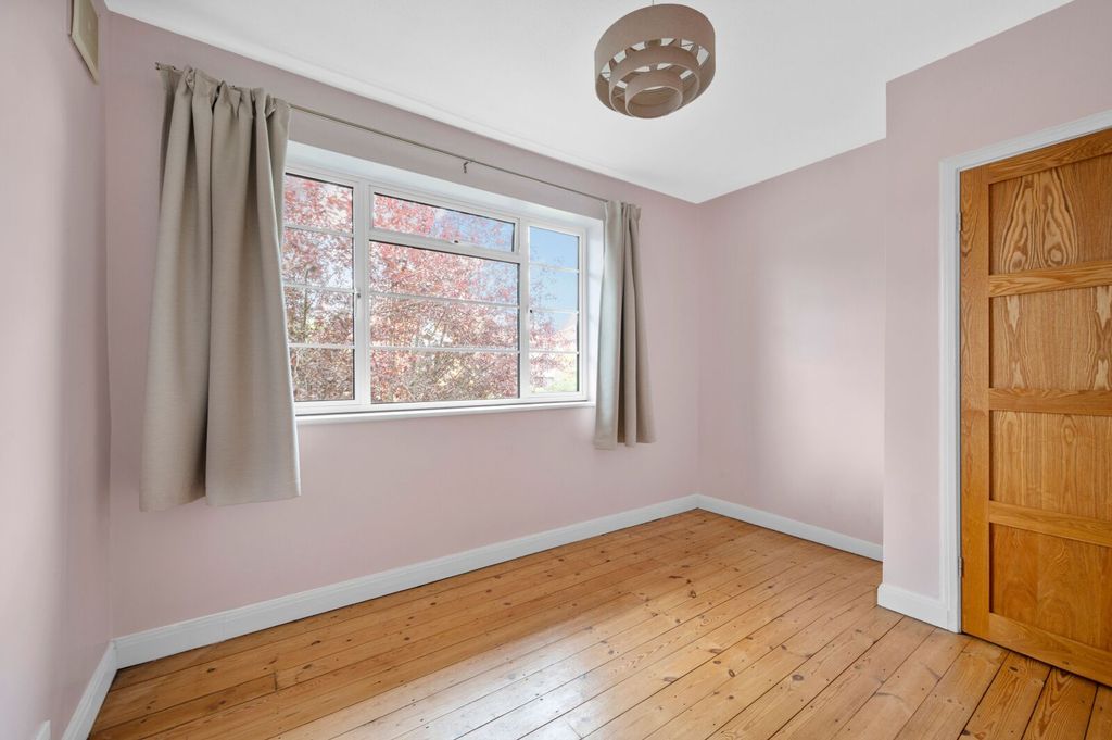 Property photo 3 of 11 Picture No. 05