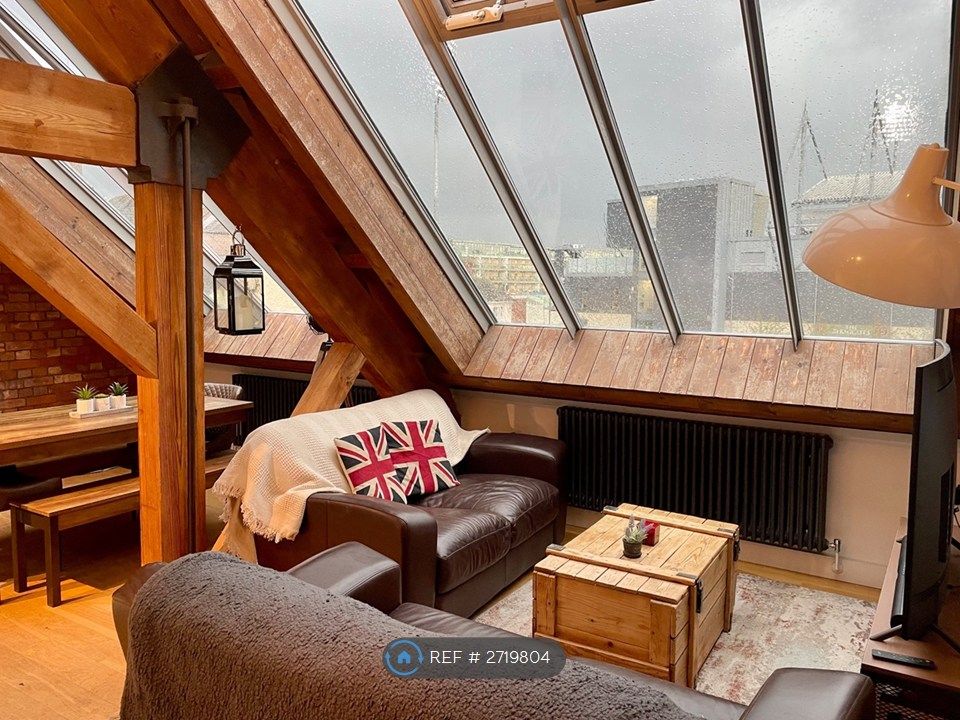 Property photo 3 of 15 Open Plan Living Room