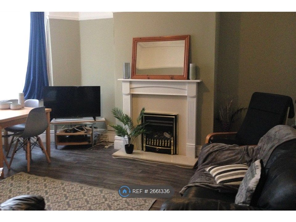 Property photo 3 of 17