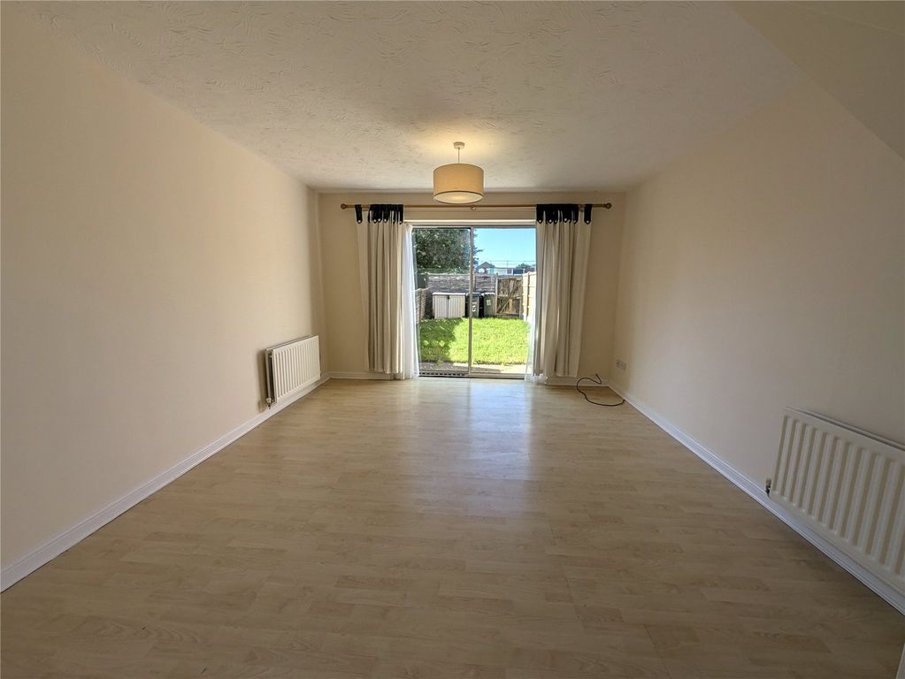 Property photo 3 of 15 Picture No. 16