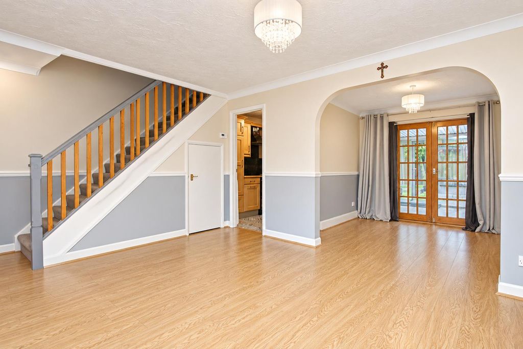 Property photo 3 of 14 2.Png