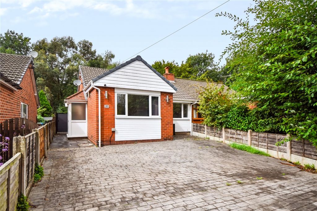 Property photo 1 of 19 Picture No. 04