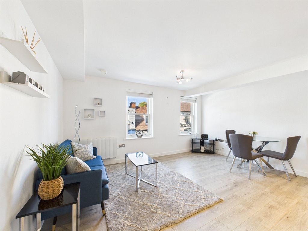 Property photo 1 of 10 Kitchen/Living Area