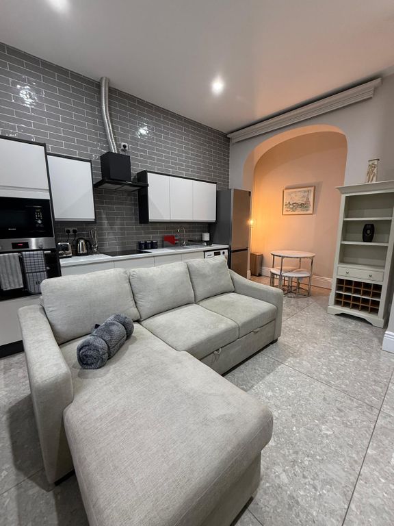 Property photo 1 of 12 Kitchen / Living