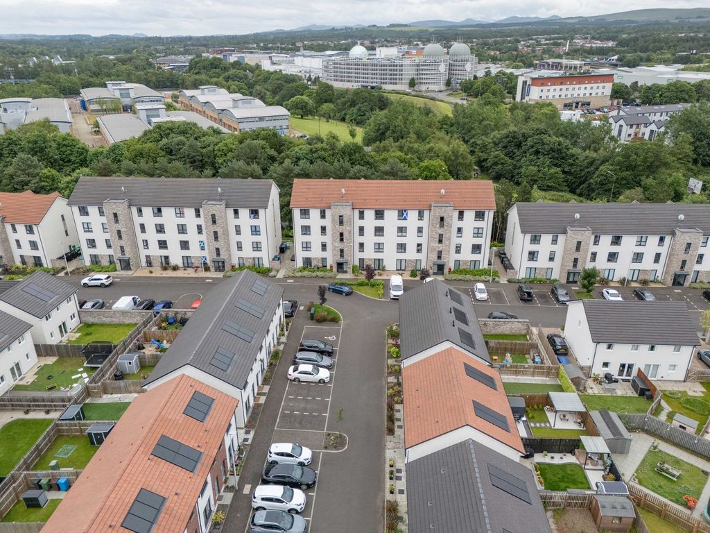 Additional image 19 of 2 bed flat for saleKaims Crescent, Livingston EH54
