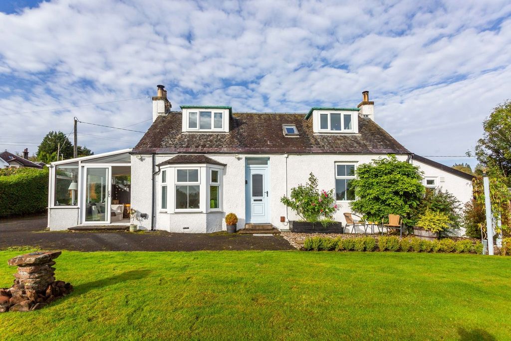 Property photo 1 of 64