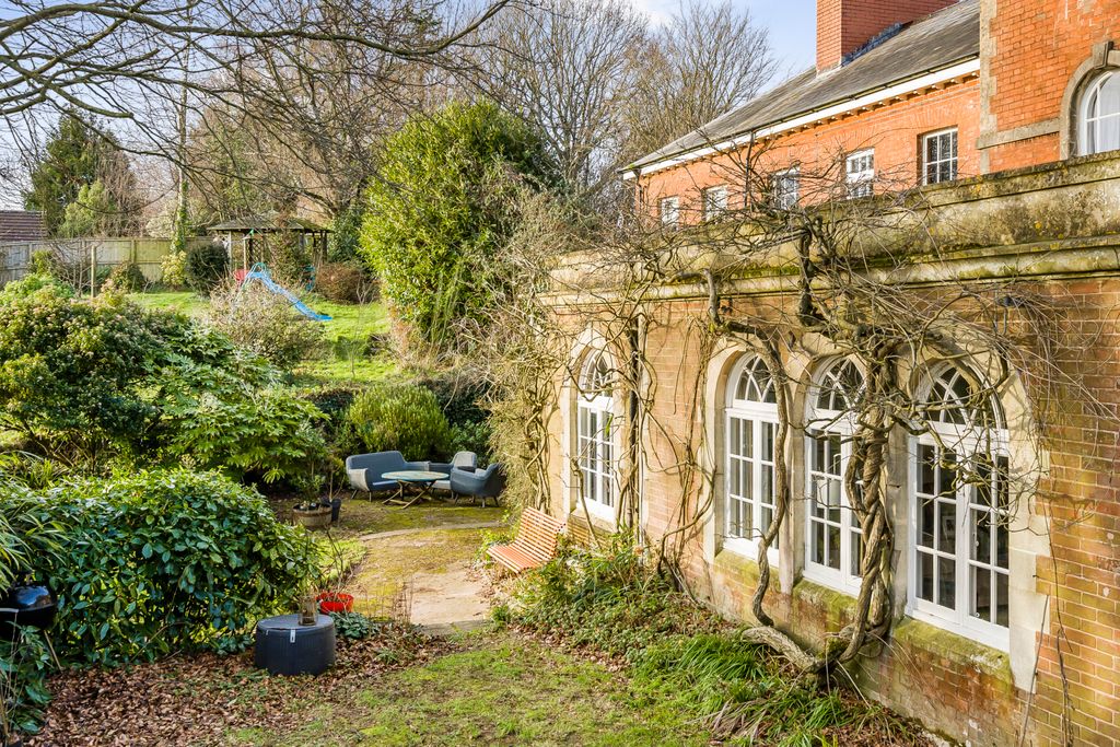 Property photo 2 of 36 Uffculme - Seddons
