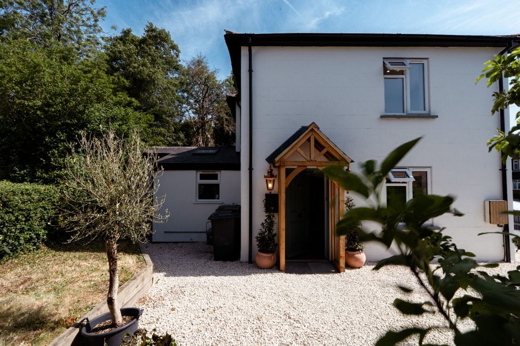 Property photo 1 of 23 5242770
