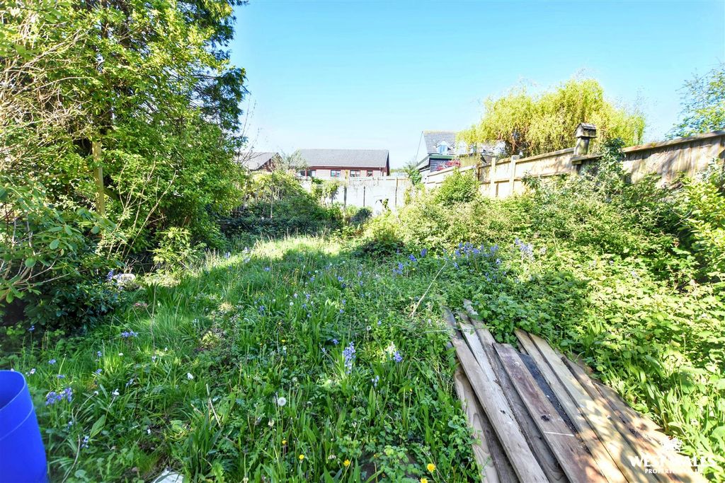 Additional image 4 of 3 bed cottage for saleWaterloo Road, Pembroke Dock SA72